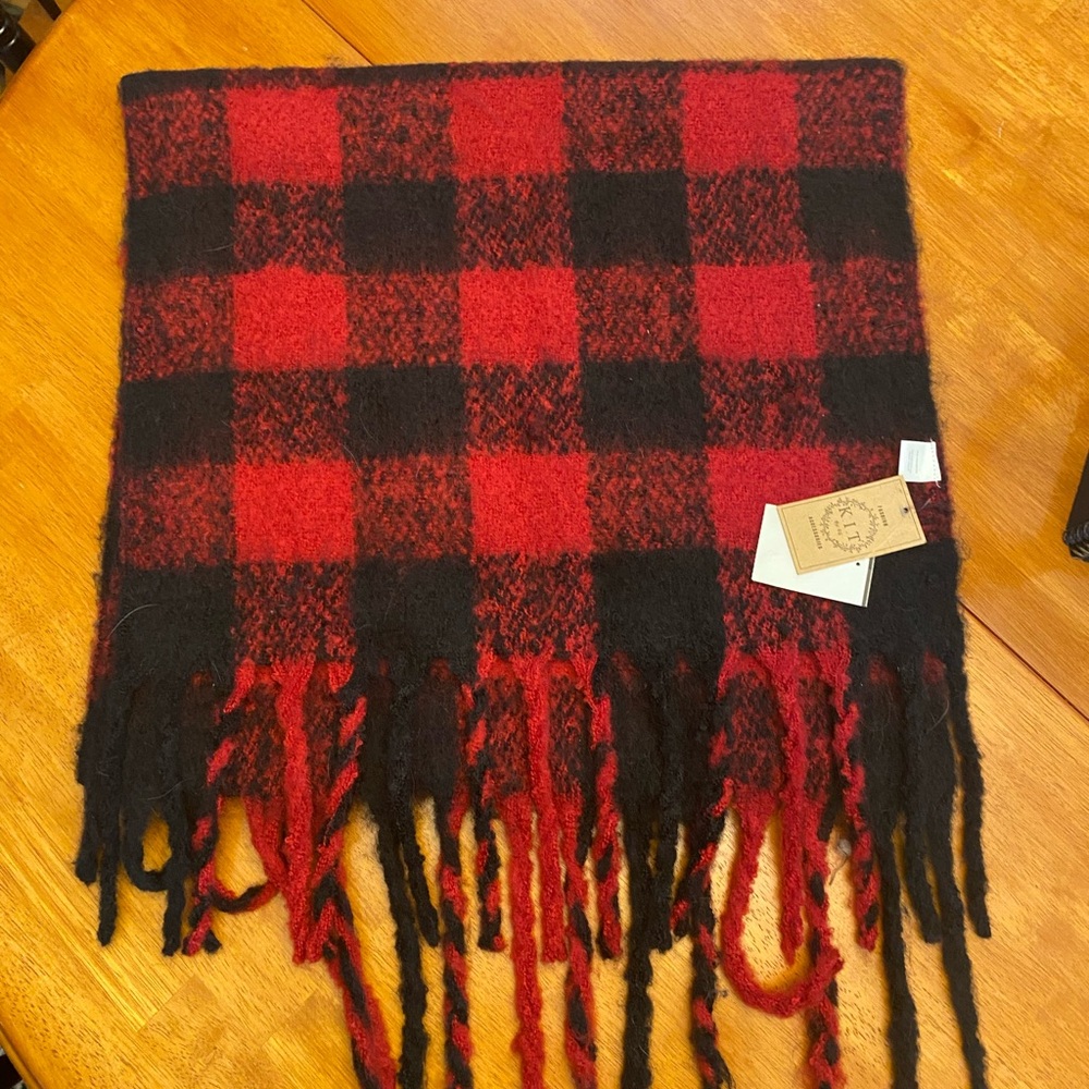 Red and black Buffalo scarf